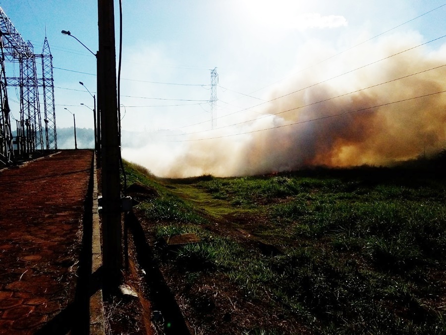 Queimada rede elétrica- Equatorial Goiás