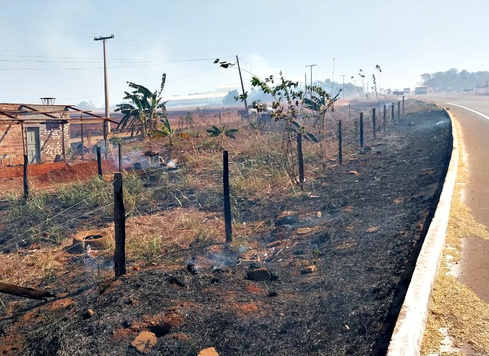 Queimadas e rede elétrica- Equatorial Goiás- Divulgação